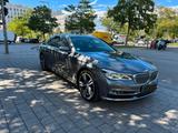 BMW 730d -8 Fach bereift auf Alufelgen Tüv bis 2027