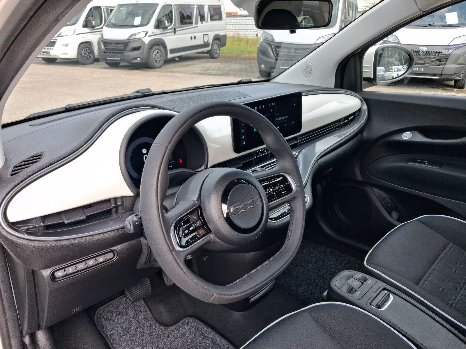 Fahrzeugabbildung Fiat 500 E  Cabrio