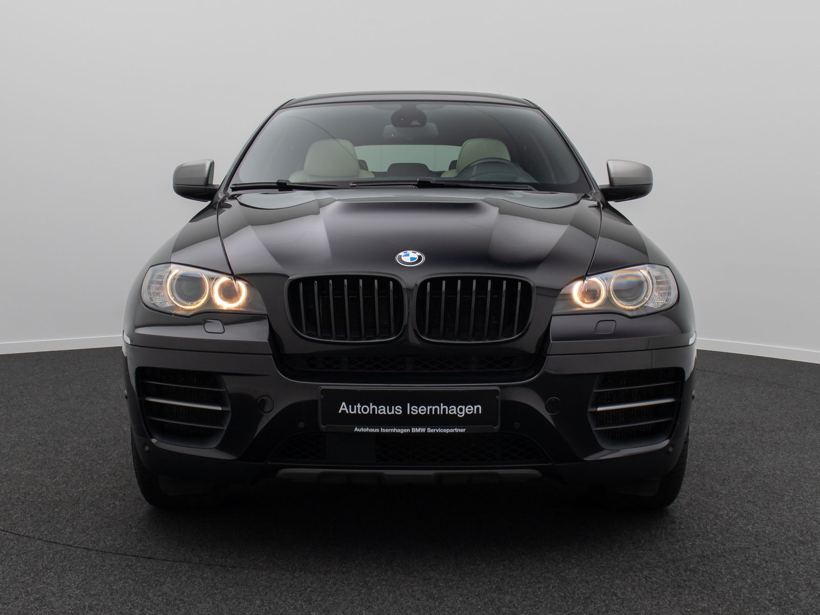 Fahrzeugabbildung BMW X6 M50d ACC HUD Bi-Xenon 360°SoftClose Alarm 20"