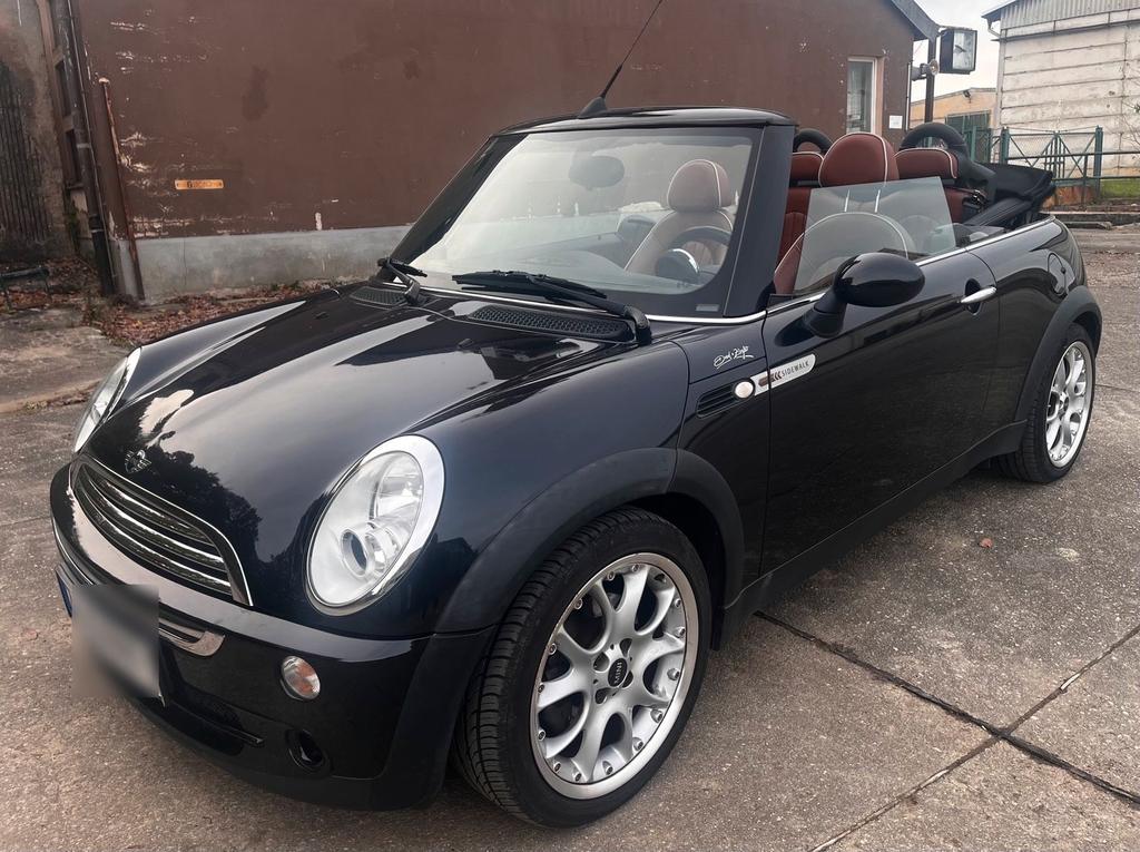 MINI Cooper Cabrio