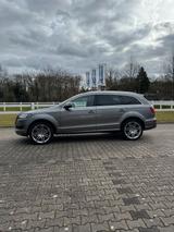 Audi Q7 3.0 Quattro AHK / Facelift - Audi Q7: Facelift