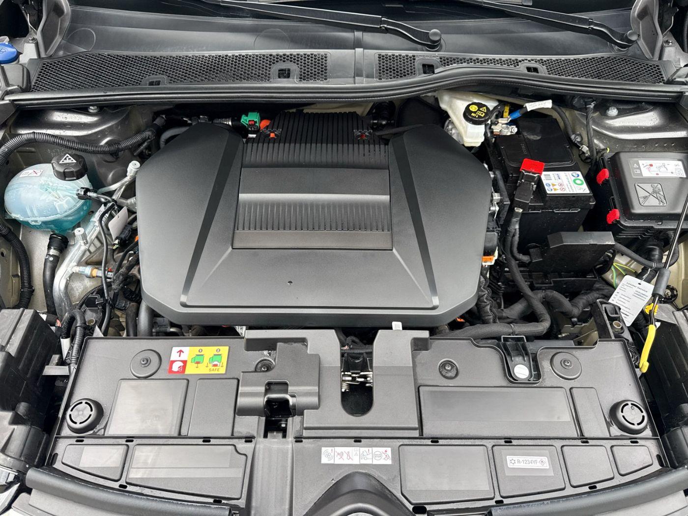 Citroën ë-C4 X e C4 X e-Shine ACC+Alcantara+LED