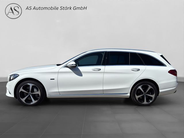 Fahrzeugabbildung Mercedes-Benz C 300 T de Avantgarde+Pano+Burmester+CarPlay