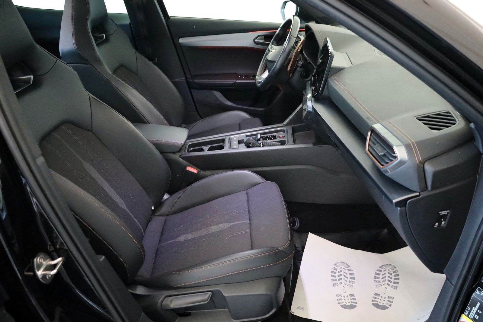 Fahrzeugabbildung CUPRA Formentor T.Leder,Navi,LED,Kamera,ACC,SH,PDC,+WR