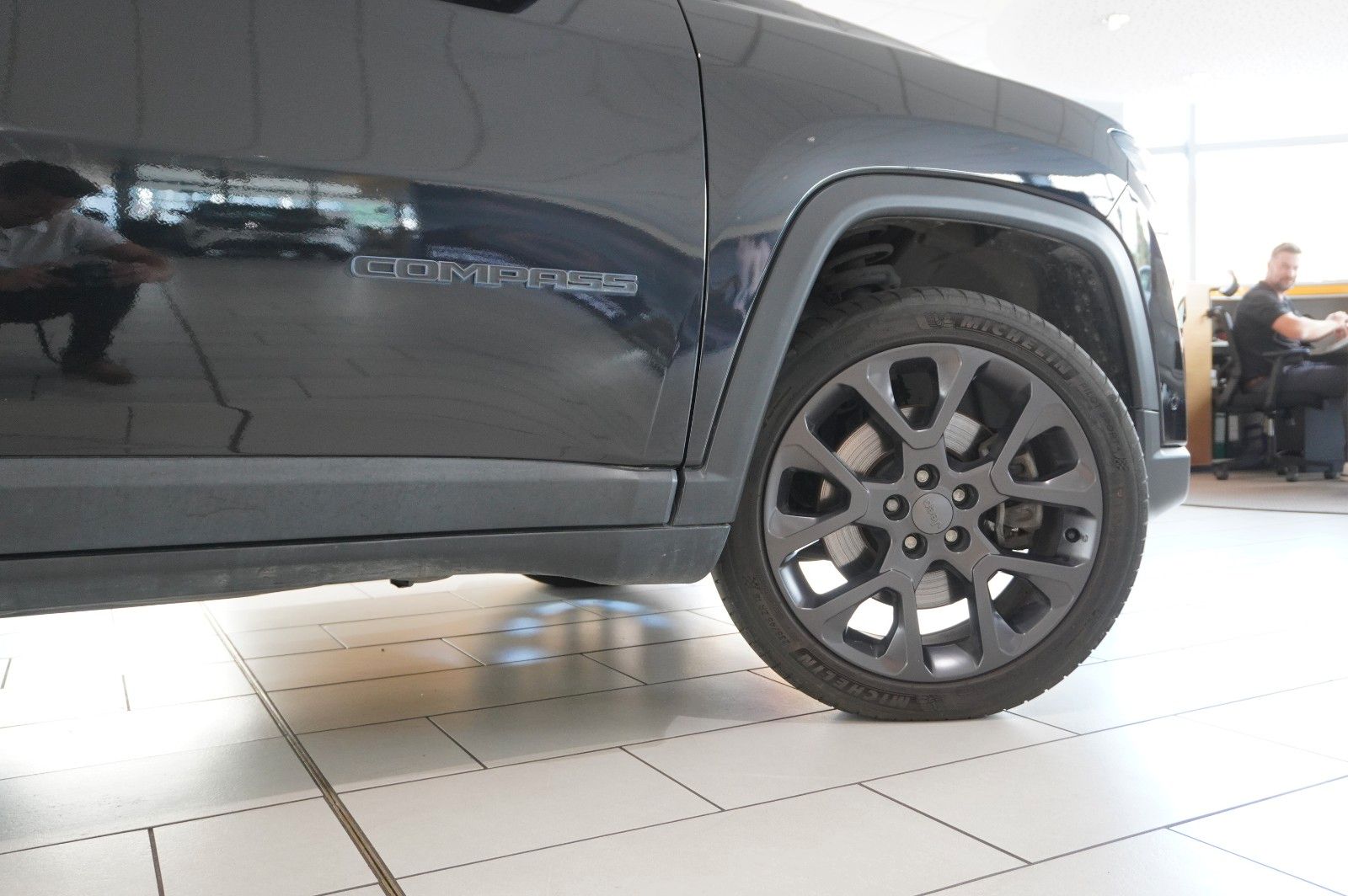 Fahrzeugabbildung Jeep Compass S 1.3T-GDI PHEV AWD SPORT NAVI/SH/KAMERA