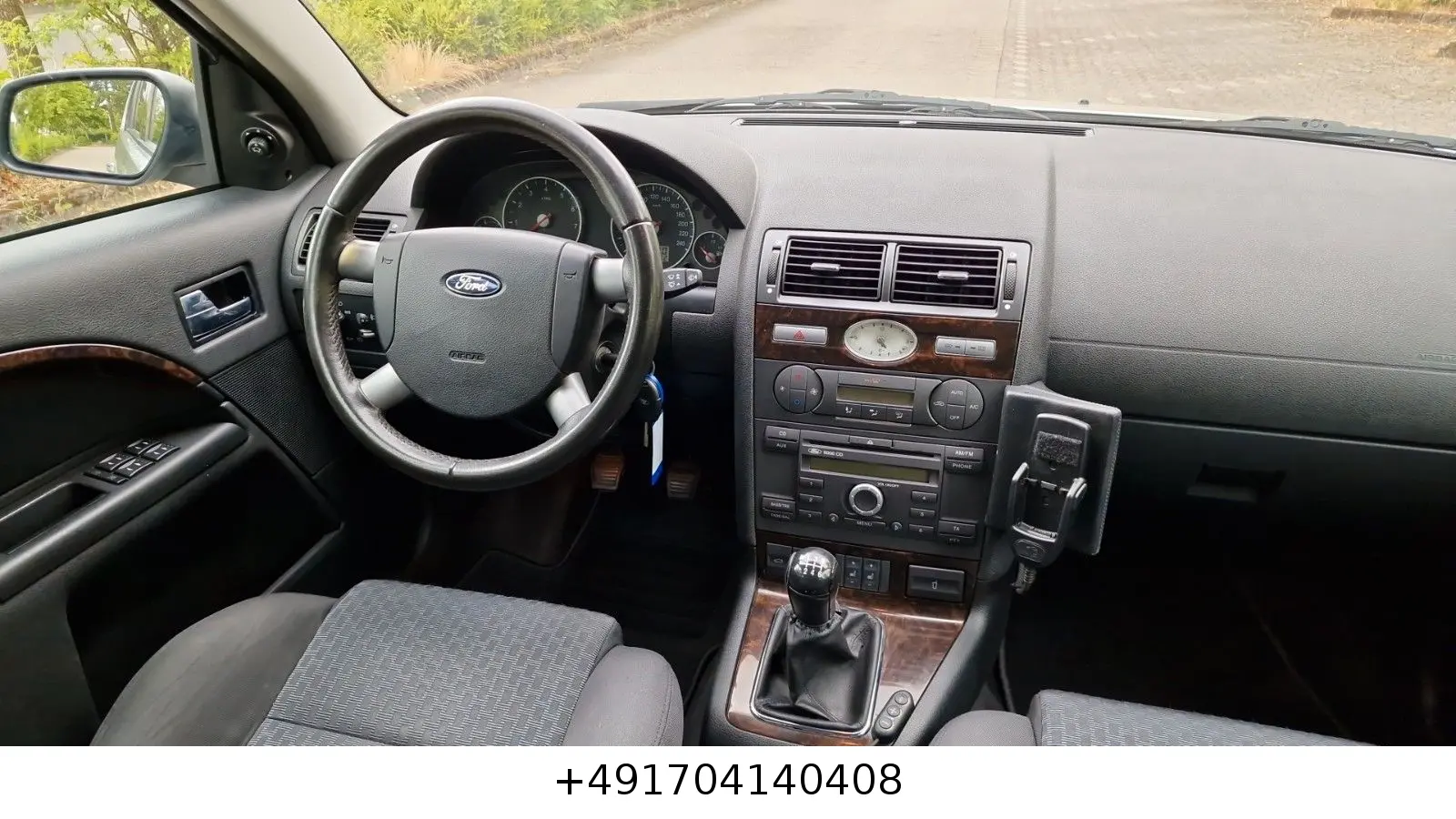 Ford Mondeo 2004 — photo 16