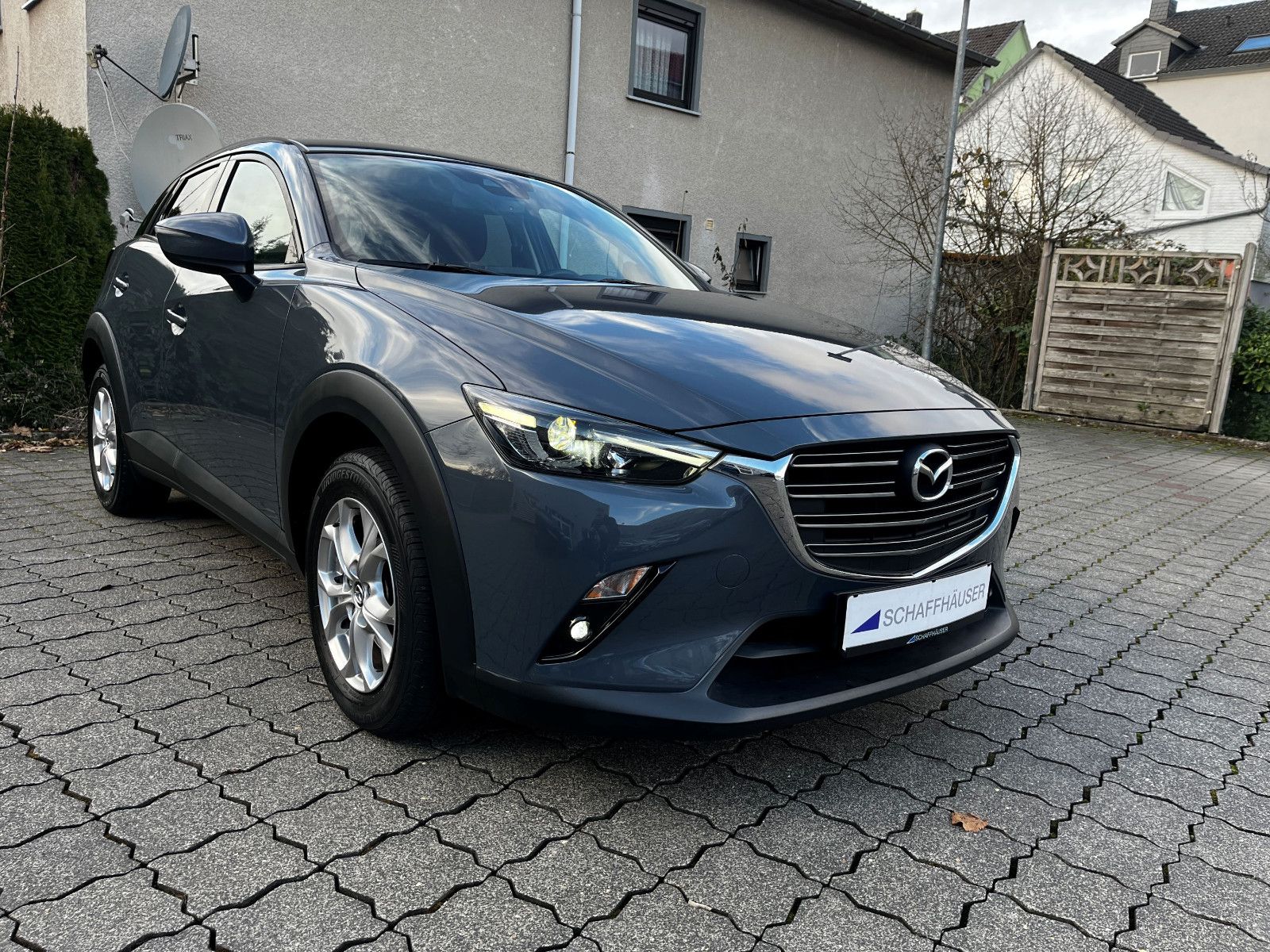 Fahrzeugabbildung Mazda CX-3 2,0 Selection NAV ALU SHZ GRA LED TOTW
