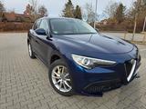 Alfa Romeo Stelvio 2.0 Turbo 16V 147kW Lusso AT8-Q4 Lusso - Alfa Romeo: Lusso