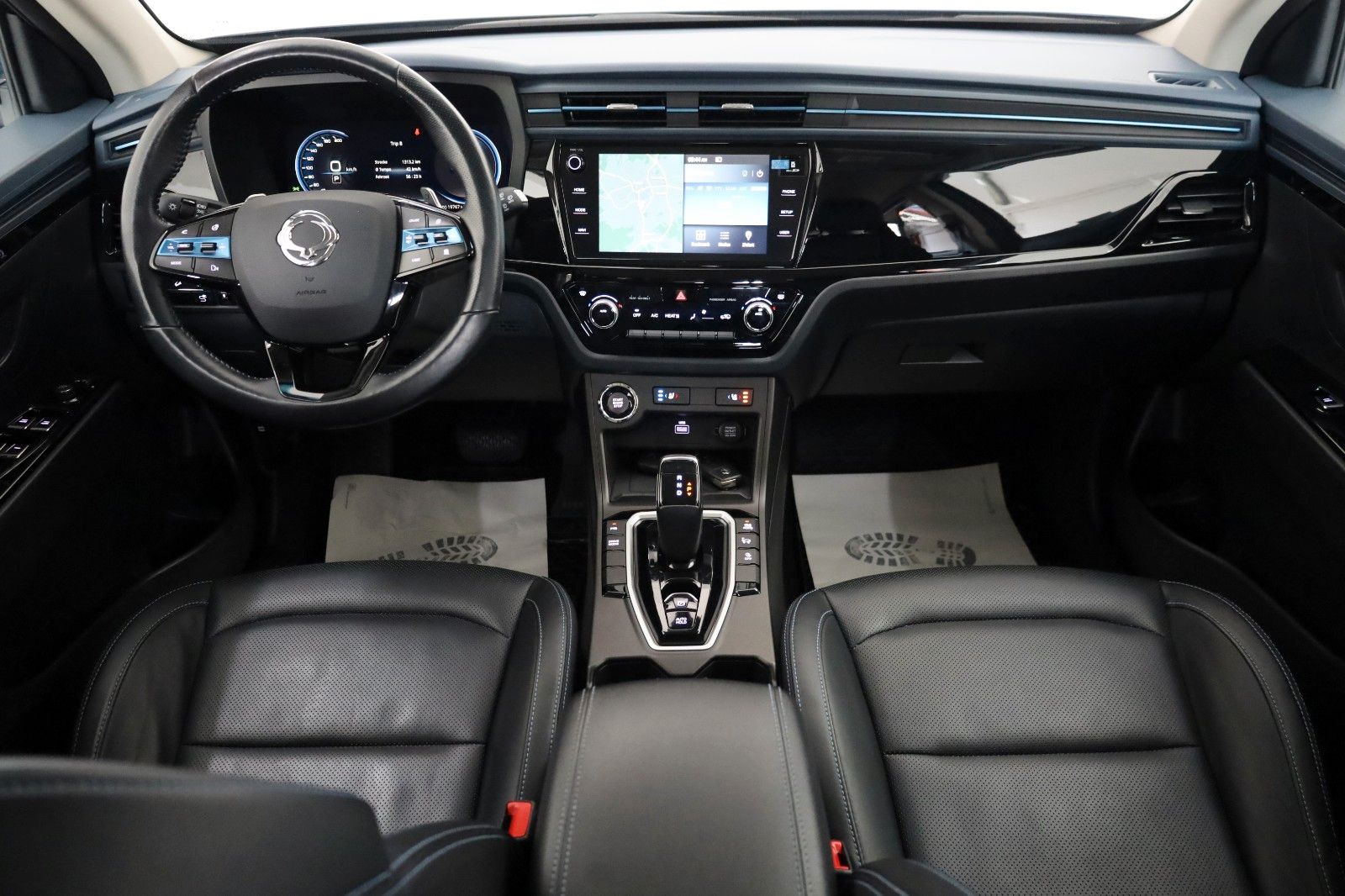 Fahrzeugabbildung Ssangyong Korando e-Motion Titanium Leder,Navi,LED,ACC,+WR