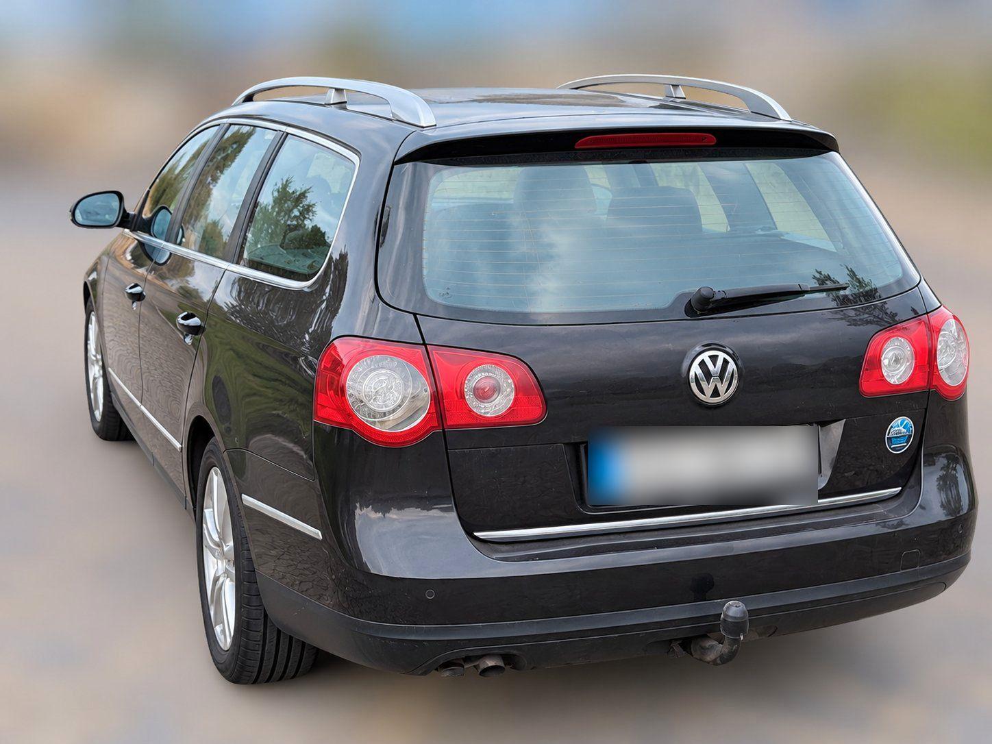Volkswagen Passat 2007 — rear view