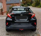 Toyota C-HR 1.2-l-Turbo Flow Flow - Toyota C-HR mit Anhängerkupplung
