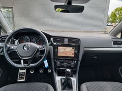 Fahrzeugabbildung Volkswagen Golf VII 1.0 TSI Join ACC APP NAVI