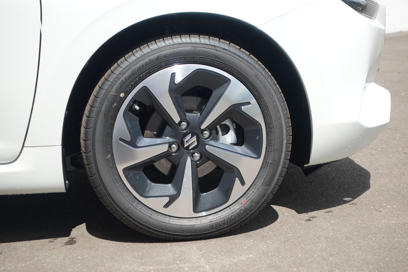 Fahrzeugabbildung Suzuki Swift Comfort+ 1.2 MildHybrid,Navi,Kamera,Sitzhz