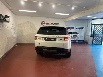 Land-Rover Range Rover Sport - 10