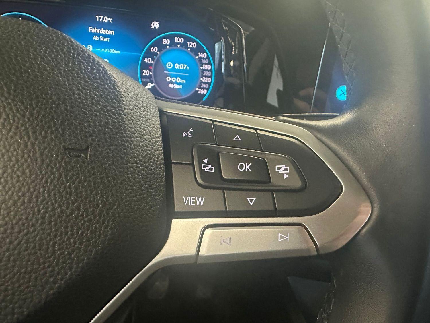 Volkswagen Golf Life ACC LED Navi PDC SHZ SpurW Virtual LM, миниатюра 14