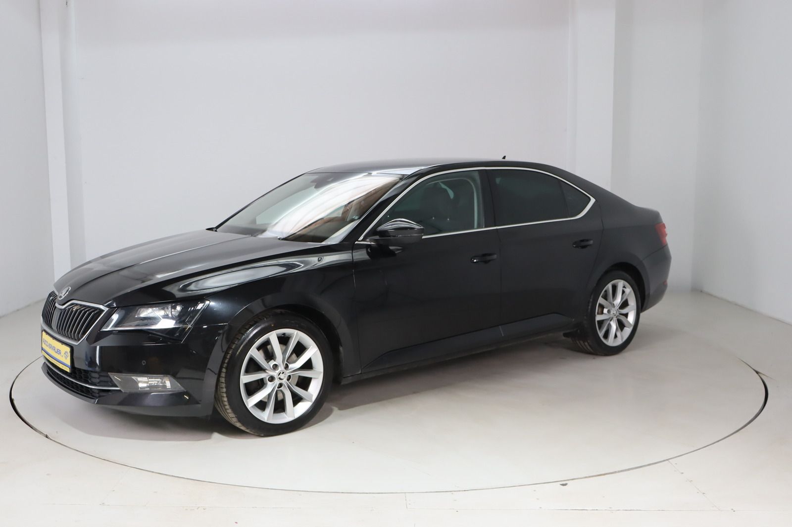 Fahrzeugabbildung SKODA Superb III Style 2.0 TDI DSG 1. Hand * Memory *