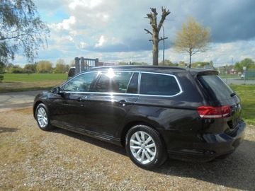 Volkswagen Passat Variant - 4
