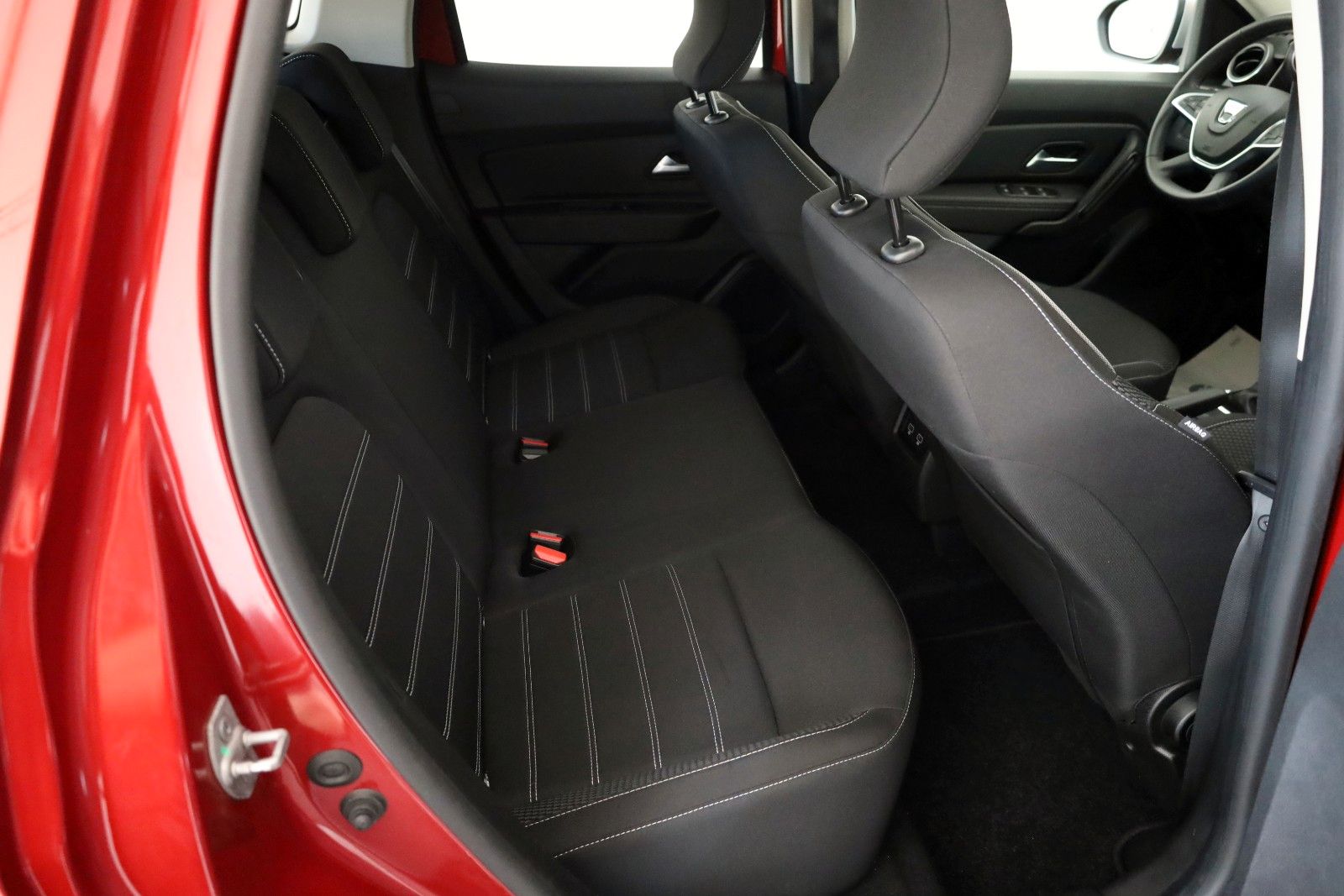 Fahrzeugabbildung Dacia Duster II Prestige Navi,SH,Kamera,Apple CarPlay