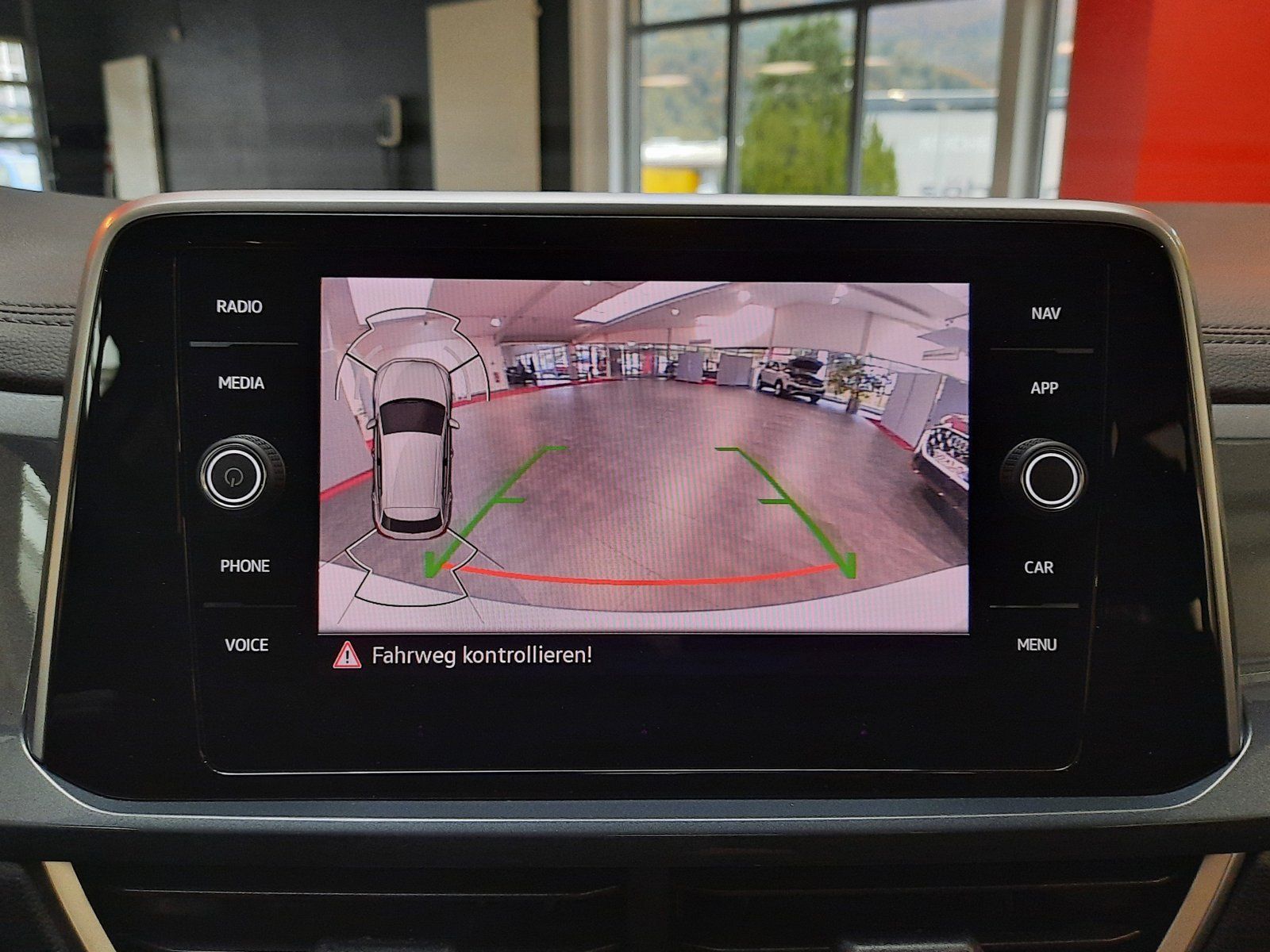 Fahrzeugabbildung Volkswagen T-Roc Style TSI *Standhzg*AHK*Cam*Navi*LED*ACC*