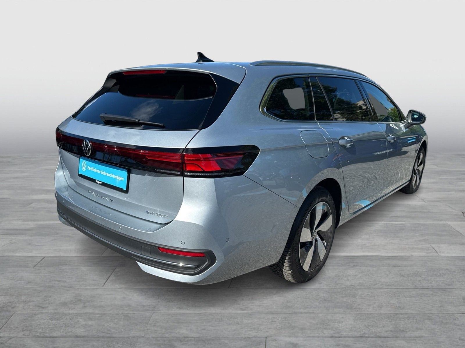 Volkswagen Passat Variant 1.5 HYBRID BUSINESS AHK CAM ACC foto 5
