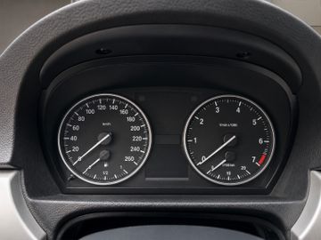 BMW 318 - 11