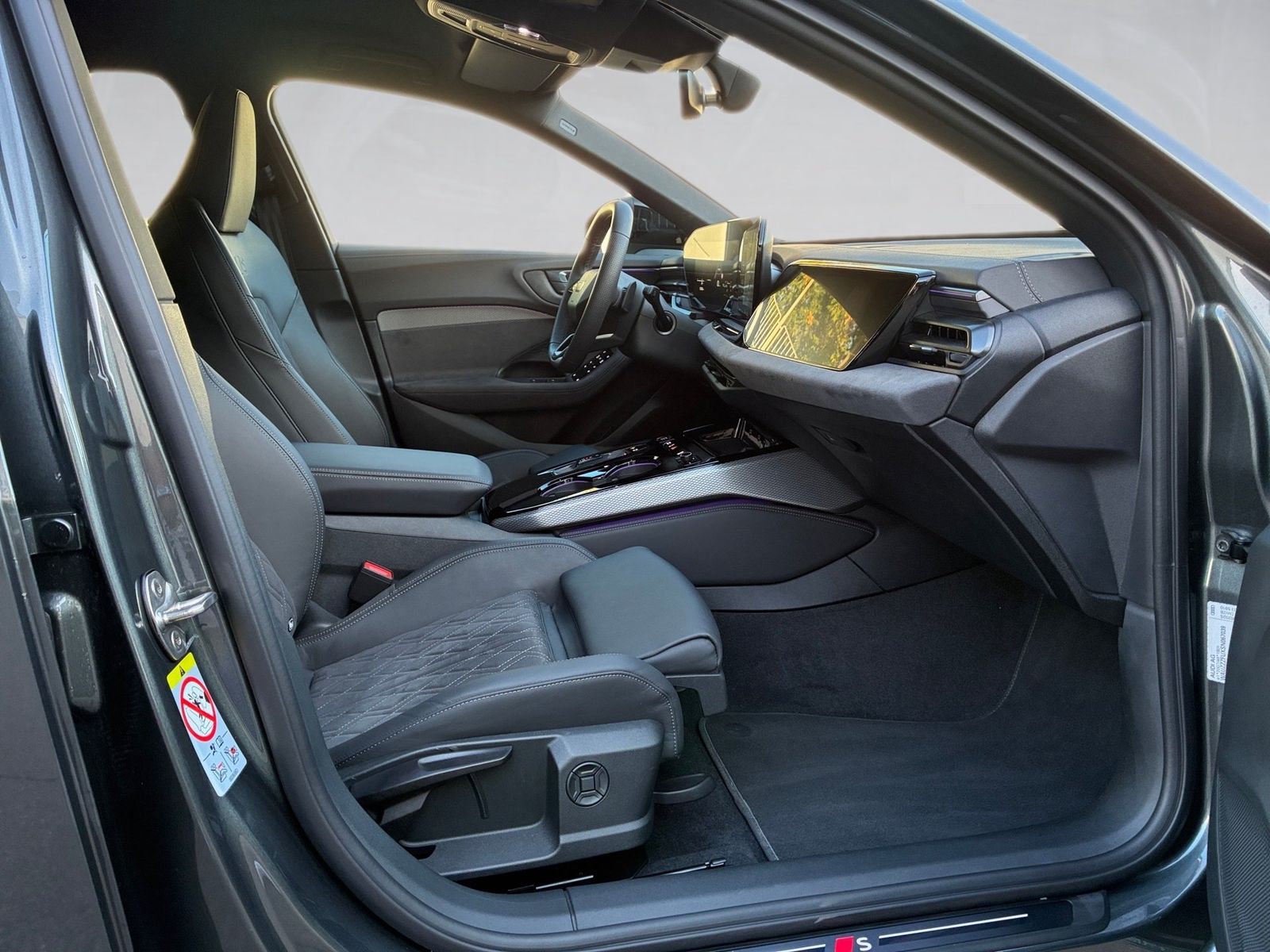 Fahrzeugabbildung Audi A5 Avant TFSI S Line 360,AHK,Kamera,LED,Matrix