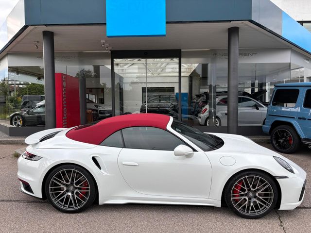 Porsche 911 Turbo Cabriolet/White-Red/PASM/Sportabgas