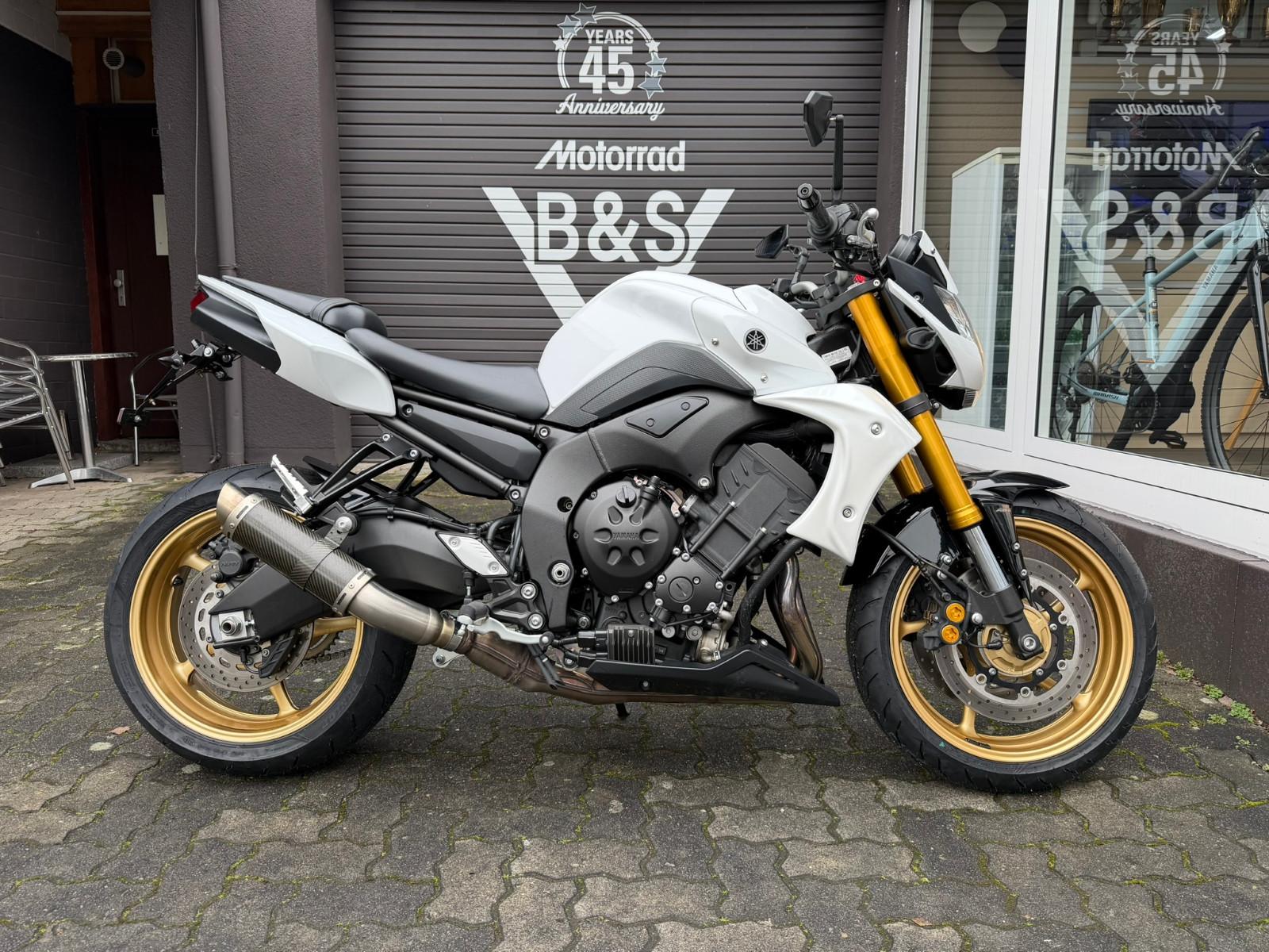 Yamaha FZ8 N ABS Reifen + Inspektion neu Sport ESD