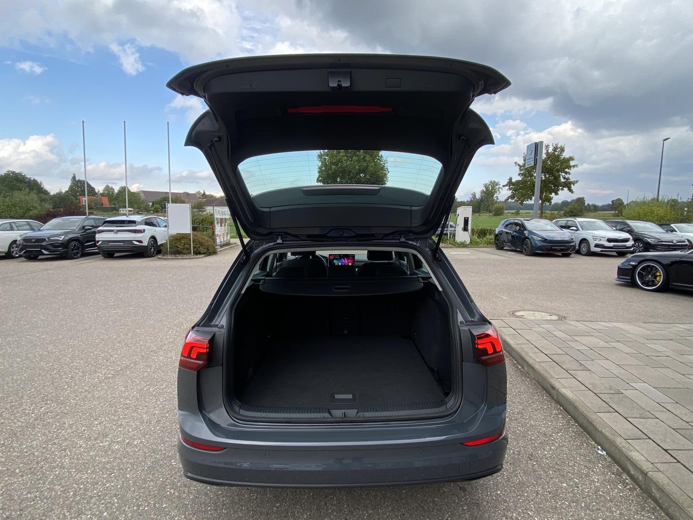 Volkswagen Golf Variant 1.5 eTSI DSG LIFE AHK+APP-CONNECT+A, миниатюра 18