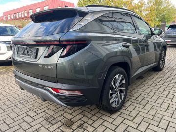 Hyundai TUCSON - 4