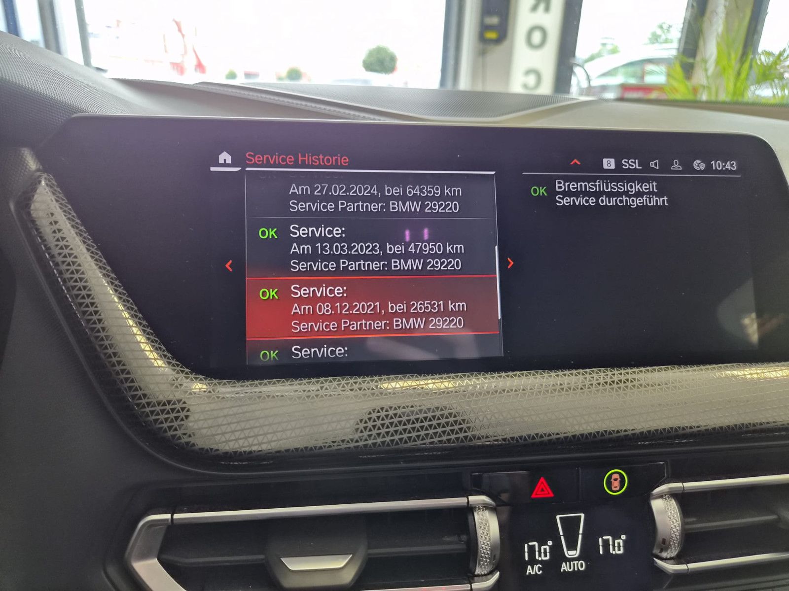 Fahrzeugabbildung BMW M135i xDrive / KAMERA / NAVI / HK Sound