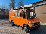 Mercedes-Benz Vario KA   / 813 D         OM 904 LA - Mercedes-Benz Tier-/Pferdetransportwagen