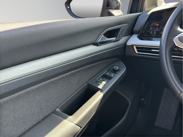 Golf VIII 1.5 TSI Life KEYLESS PDC NAVI LED