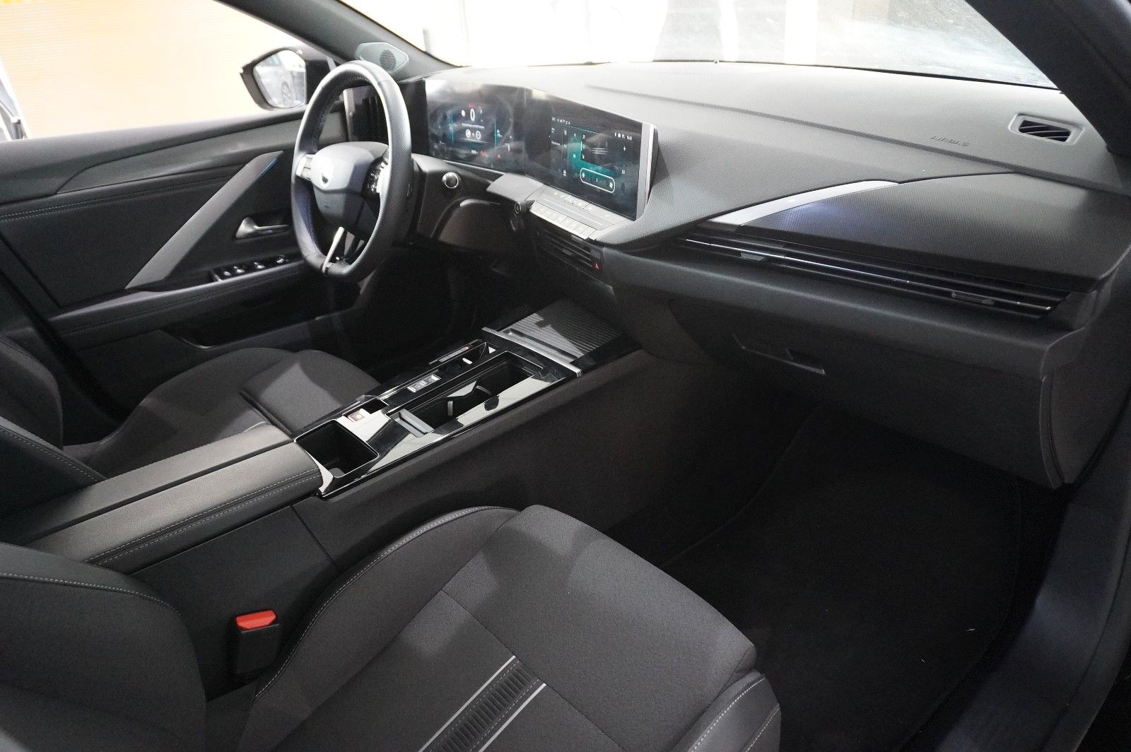 Fahrzeugabbildung Opel Astra L ST 1.5D GS SPORT NAVI/LED/360°/VIRT/DAB+