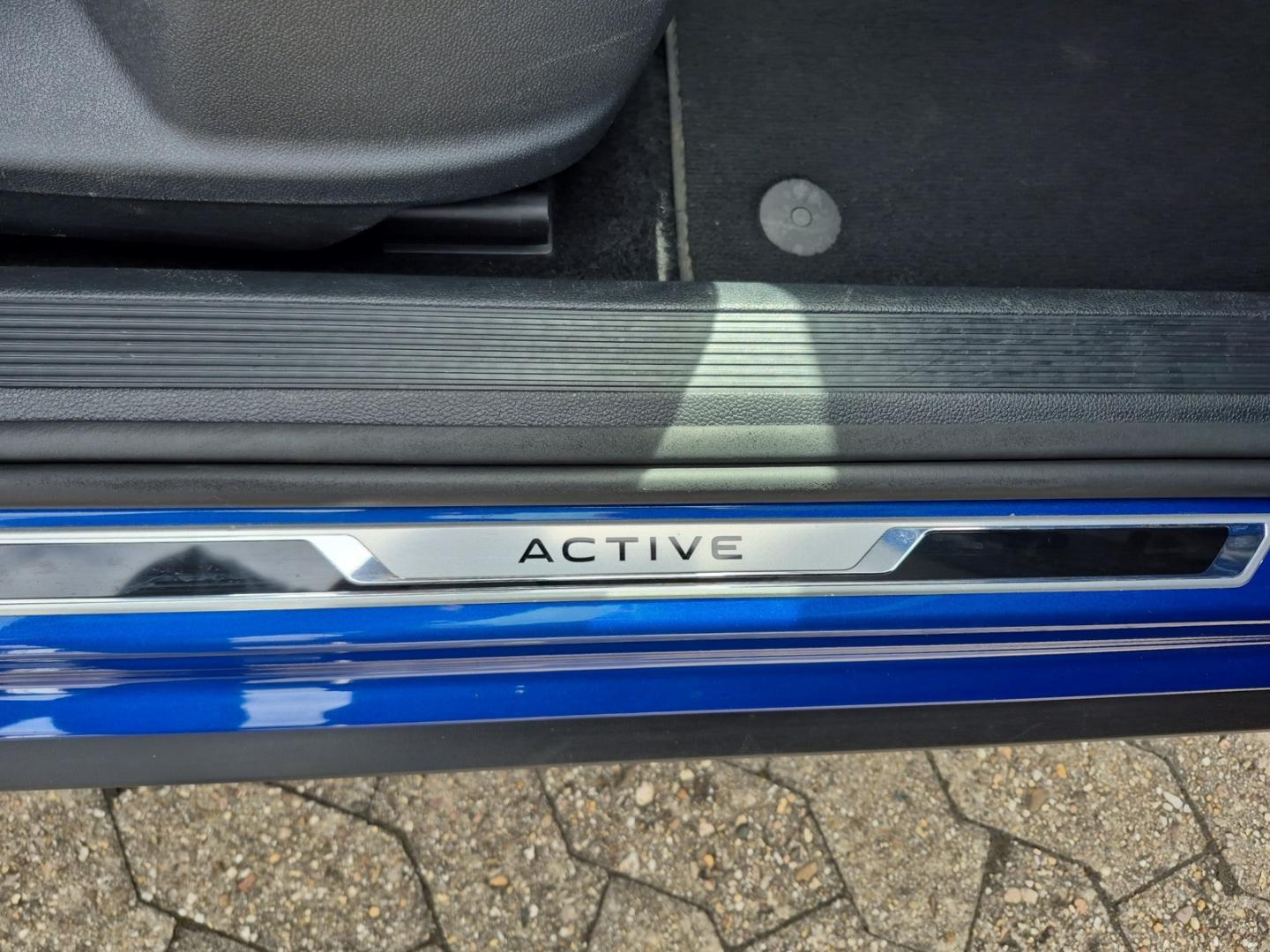 Volkswagen T-Roc Active Navi PDC CarPlay LM Sitzheizung, миниатюра 25