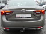 Toyota Avensis 1.6 AHK Klima - Toyota Avensis: mit Anhängerkupplung