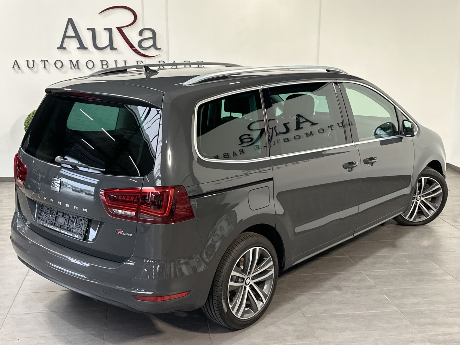 Fahrzeugabbildung SEAT Alhambra 2.0 TDI DSG FR-Line NAV+XEN+AHK+PANO+PP