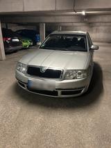 Skoda Verkaufe Skoda Superb 2.5 TDI - gebrauchte Skoda Superb aus dem Jahr 2002