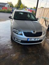 Skoda Škoda oktavia Klima ahk top Zustand - Skoda Oktavia mit Diesel-Antrieb