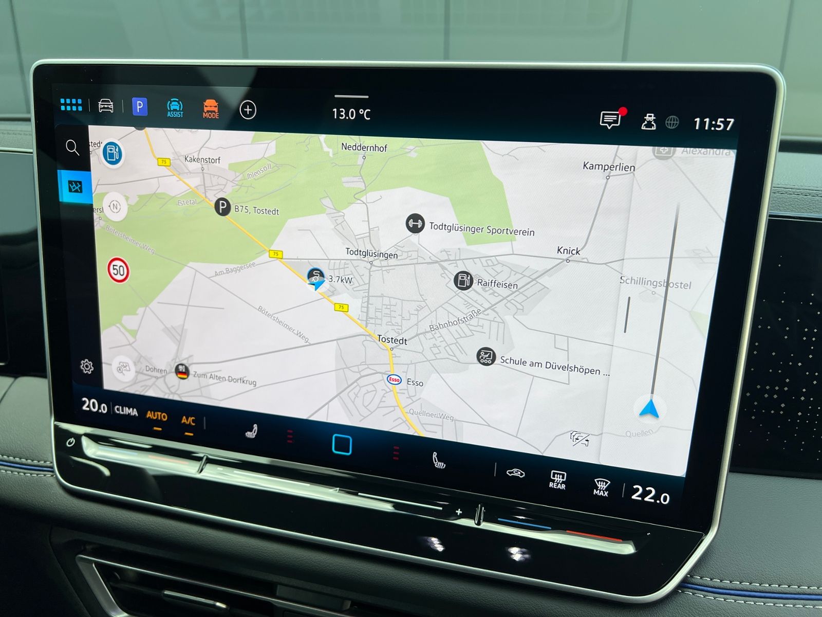 Fahrzeugabbildung Volkswagen Tiguan R-Line 1.5 eTSI DSG *AHK, IQ.Light, Stand