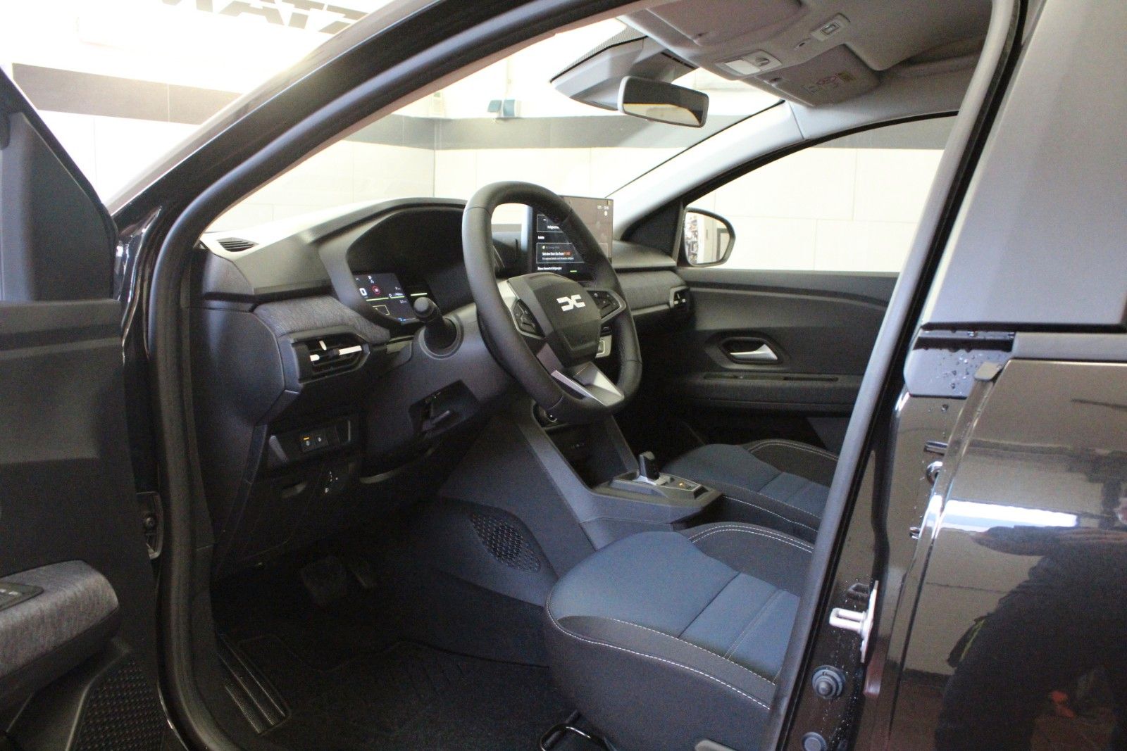 Fahrzeugabbildung Dacia Jogger Hybrid 155 Journey 7-Sitzer MY 2026