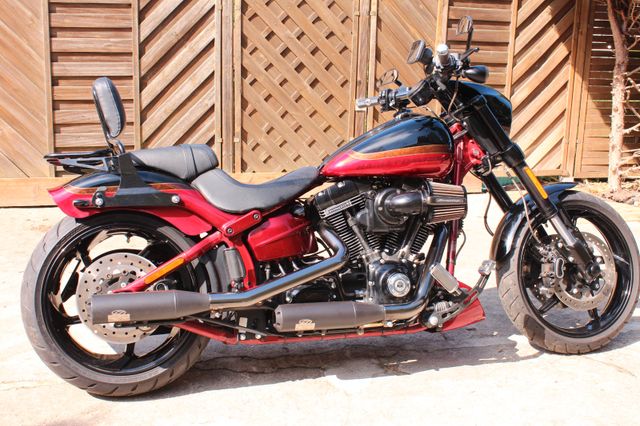 Harley-Davidson FXSE Breakout CVO Pro Street J&H ABS, 5HD