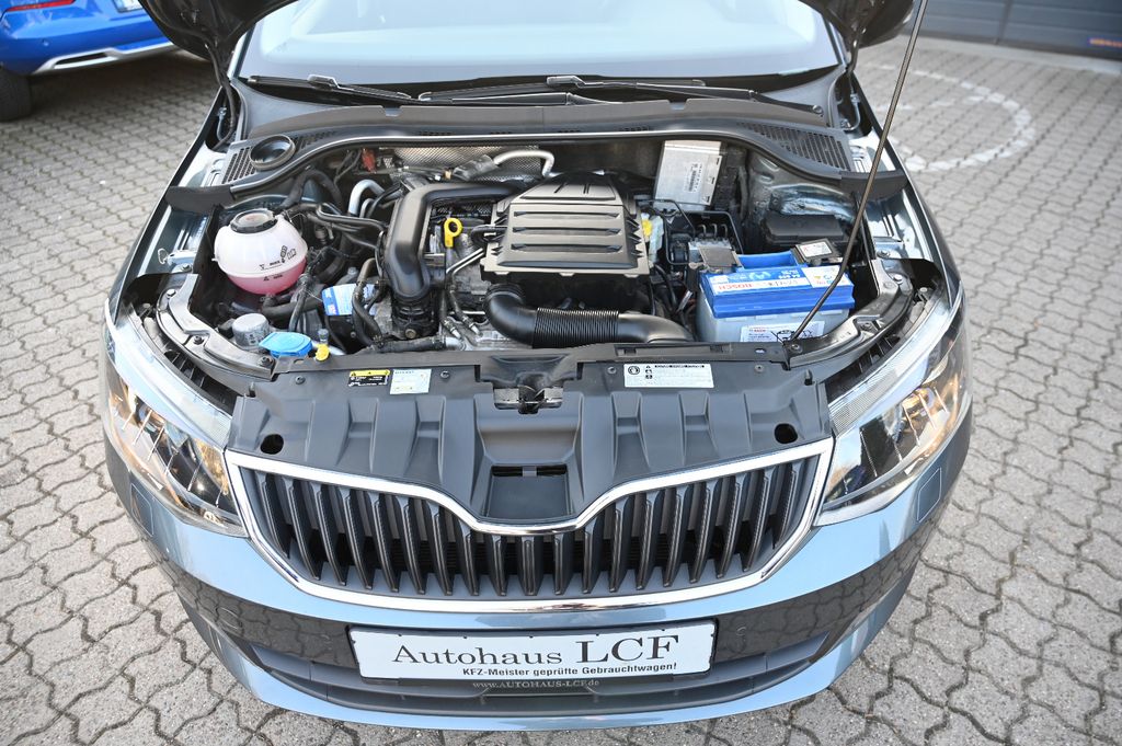 SKODA Fabia 1.0 TSI Clever Klima Navi PD Sitzh CarPlay SKODA Fabia 1.0 TSI Clever Klima Navi PD Sitzh CarPlay