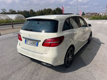 Mercedes B 180 - 4