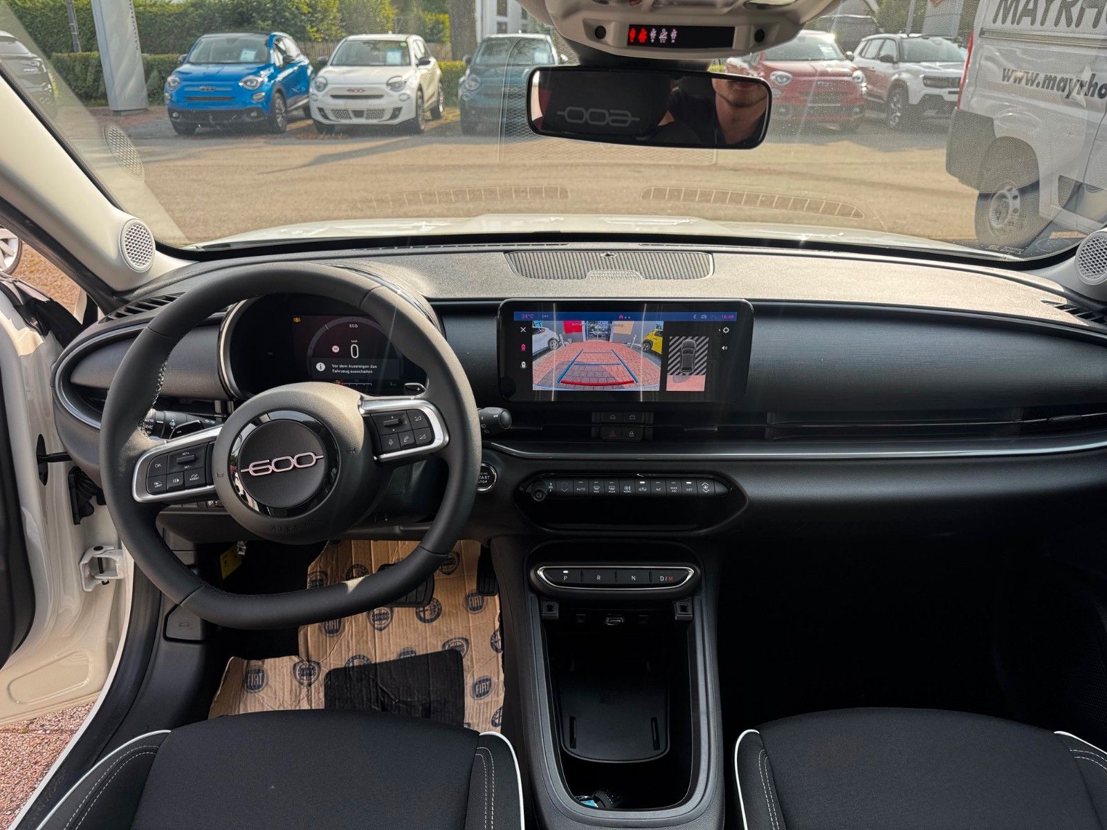 Fahrzeugabbildung Fiat 600 1.2 Automatik 100PS Sonderedi. NAVI KAMERA