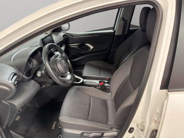 Toyota Yaris - 8