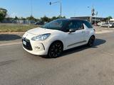 DS Automobiles Ds DS3 3 1.2 VTi 82 Just Black - DS Automobiles aus 2013