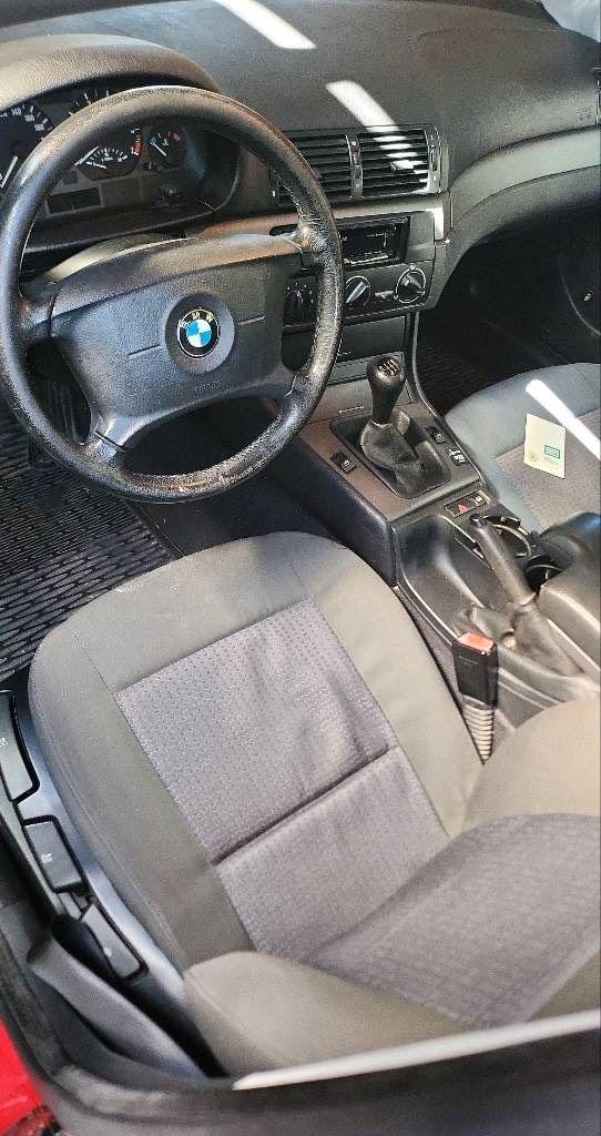 BMW 320 2004 — photo 10