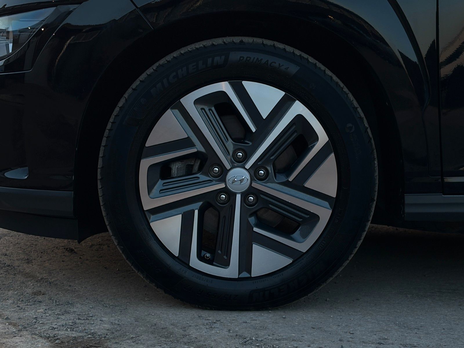 Fahrzeugabbildung Hyundai Kona Edition 30+ Elektro 2WD CarPlay LKA PDC LFA