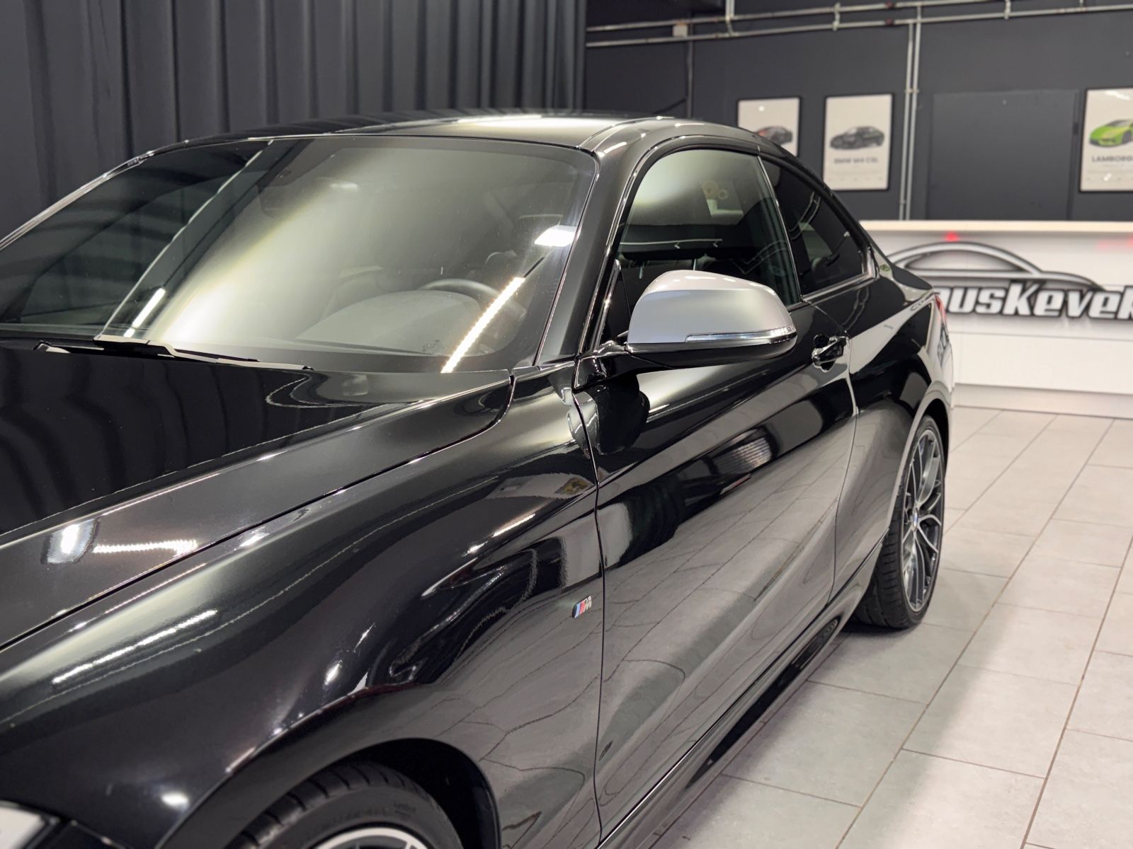 Fahrzeugabbildung BMW M240i Coupe xDrive|M-PERFORMANCE|1.HAND|